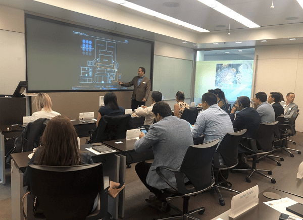 As part of their two-day immersion program the BMI Ecuador team learned about disruptive trends emerging today in the insurance industry. 