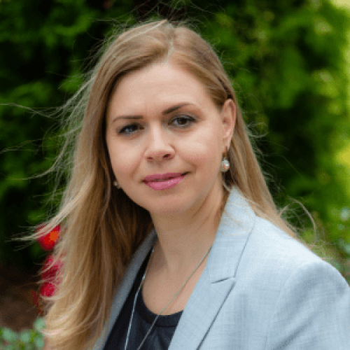 OLENA BOND_team