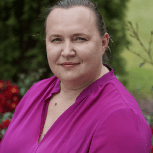 VICTORIA MENSCH_team